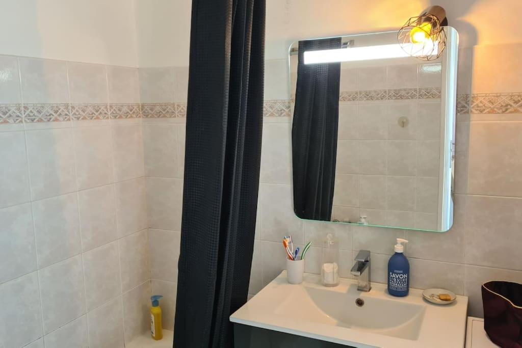 Appartement Vue Mer Sur Les Hauteurs De Niza Exterior foto