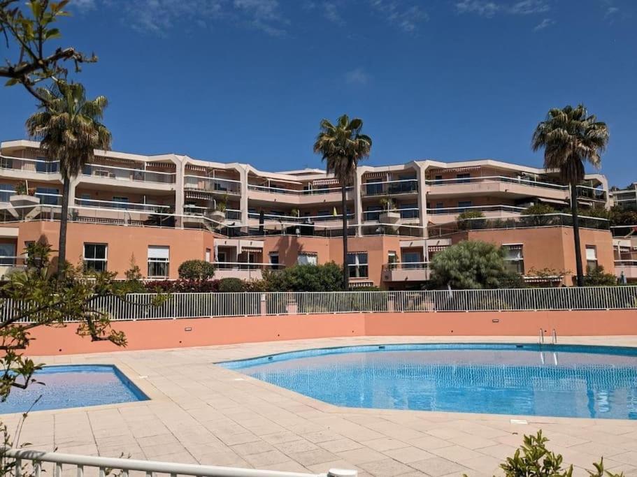 Appartement Vue Mer Sur Les Hauteurs De Niza Exterior foto